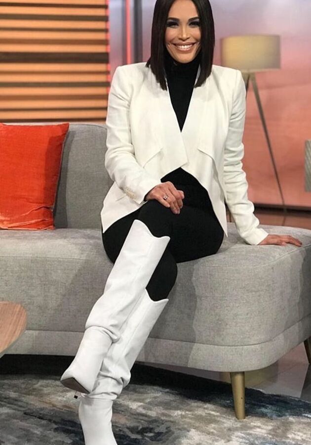 Female Celebrity Boots &amp; Leather - Karla Martinez