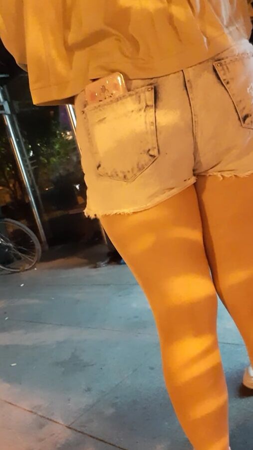 Big white ass