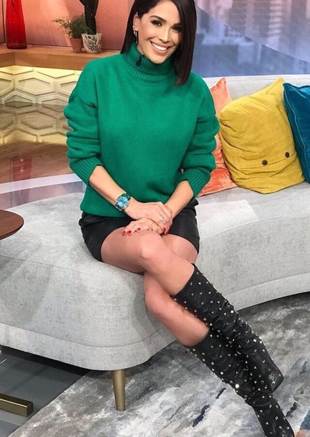 Female Celebrity Boots &amp; Leather - Karla Martinez