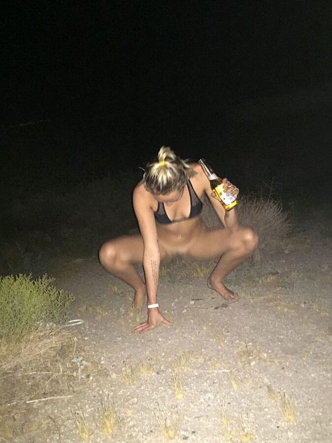 Celeb Sunday Miley Cyrus pissing in public