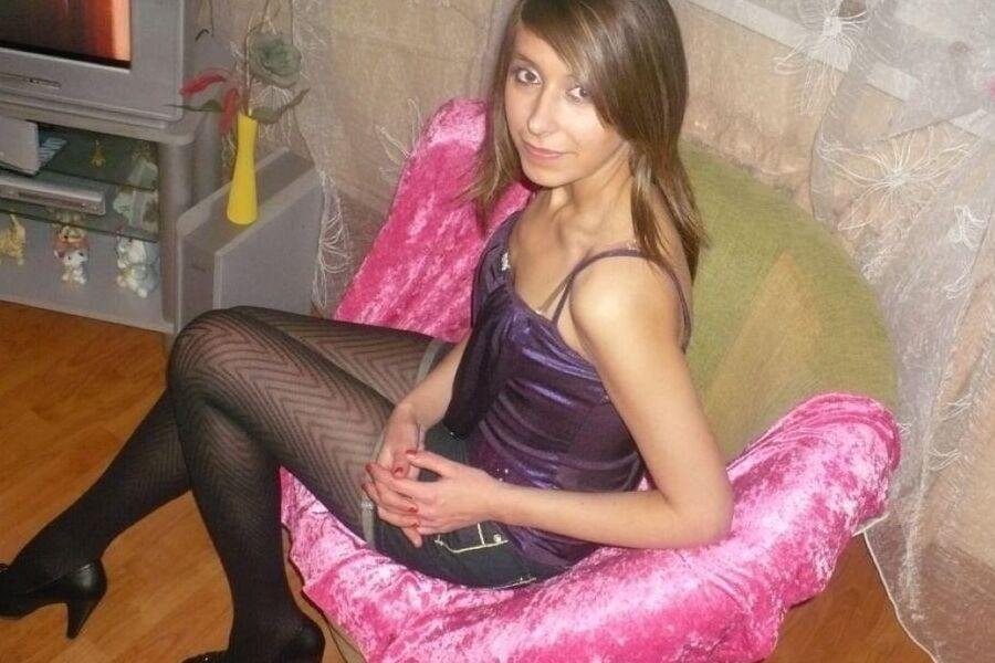PANTYHOSE AMATEURS