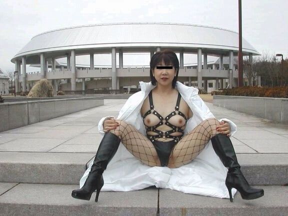 Japanese amateur outdoor