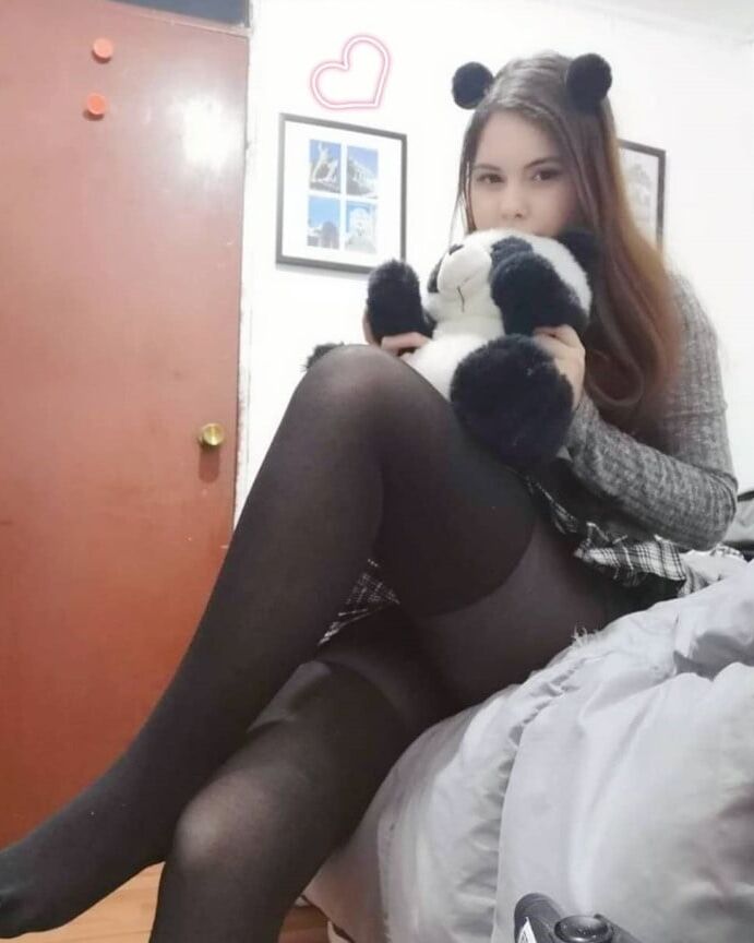 PANTYHOSE AMATEURS