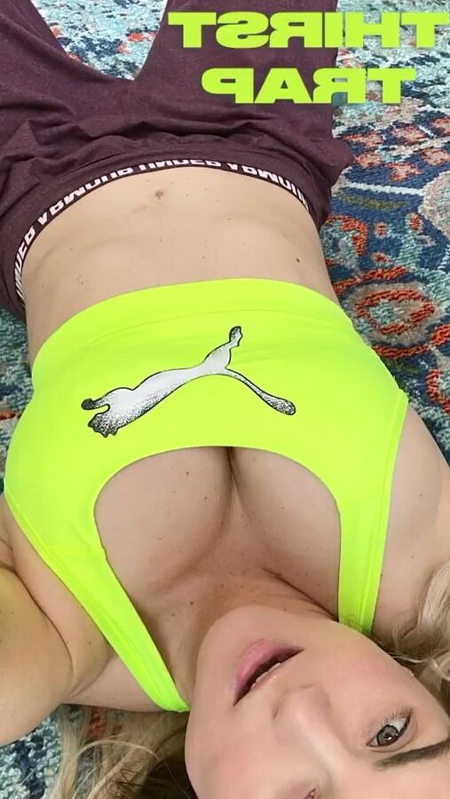Sexy JoJo - Awesome Puppies