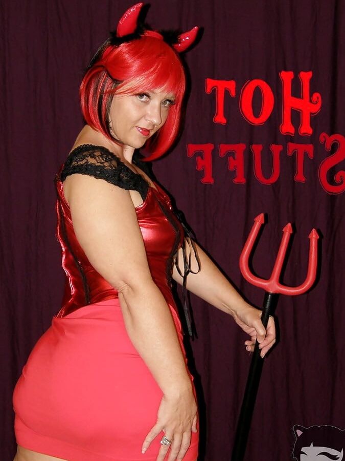 KATTY INGLESA GITANA GITANE GIPSY GORDITA CULONA MUSLONA
