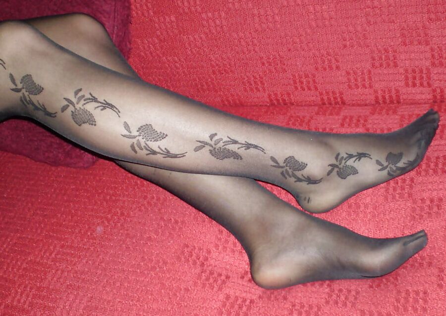 Turkish Amateur Wife feet soles
