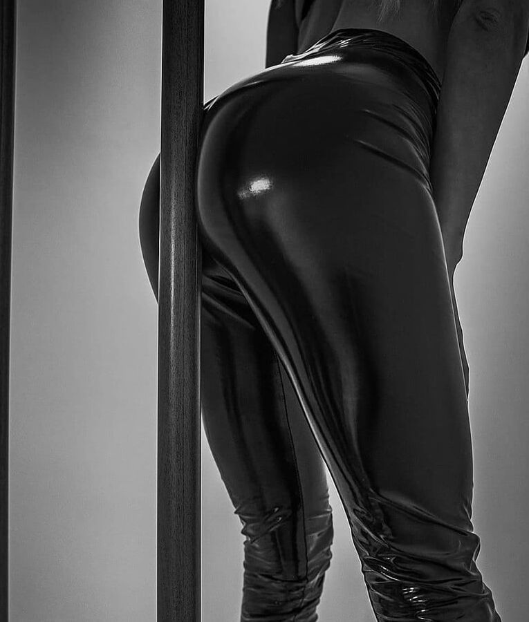 Leather leggings LOVE