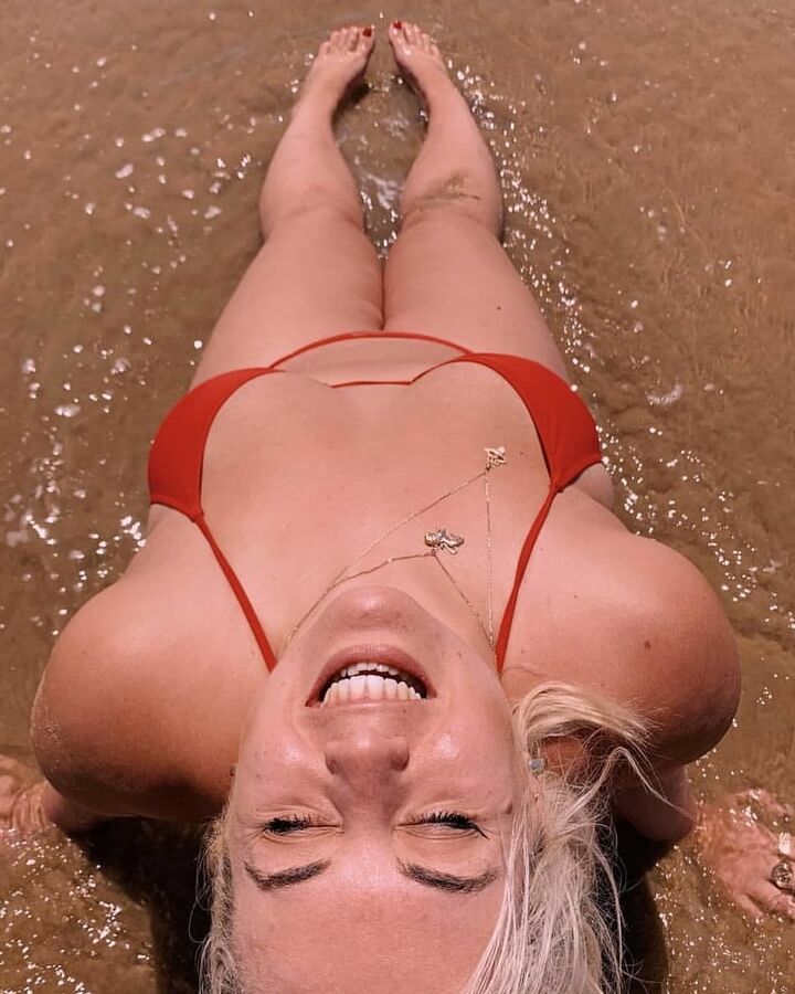 BBW Felicity Hayward