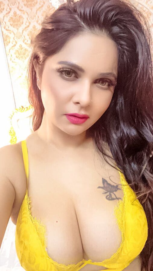 Aabha Paul PremiumHot nudes