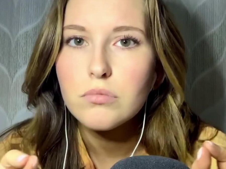 Beautiful ASMR girl needs tributes