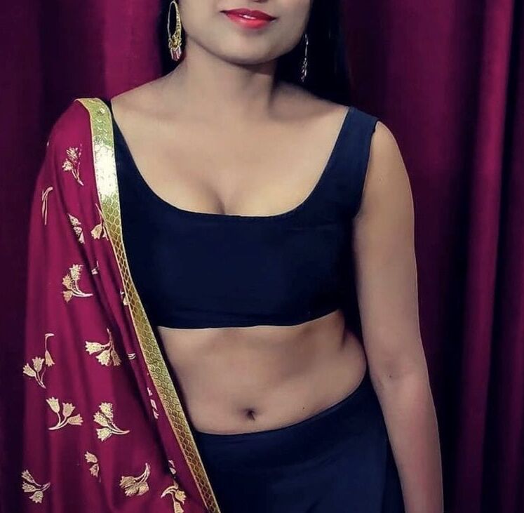 Sexy desi women