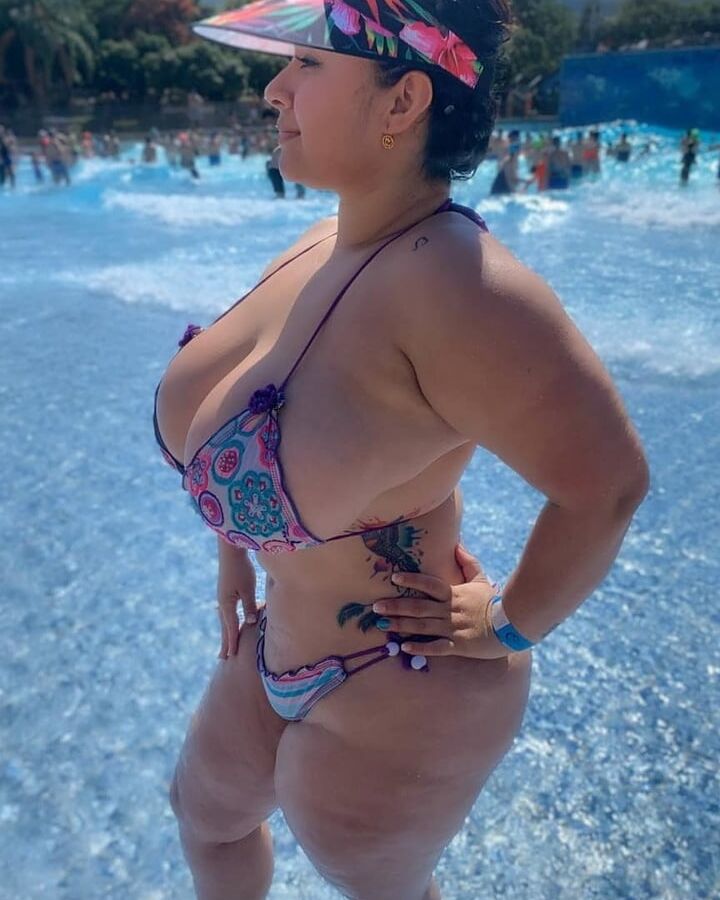 Coroa tezuda (boobs milf)