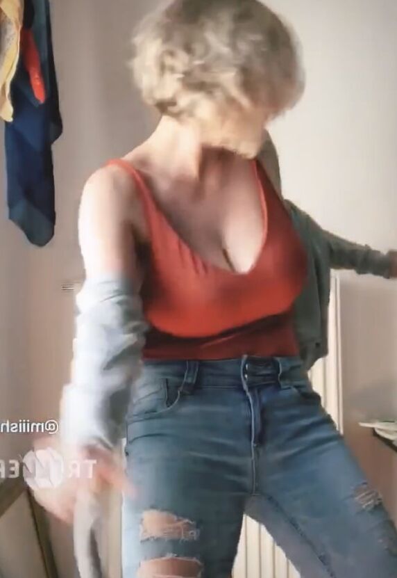 Insta hot