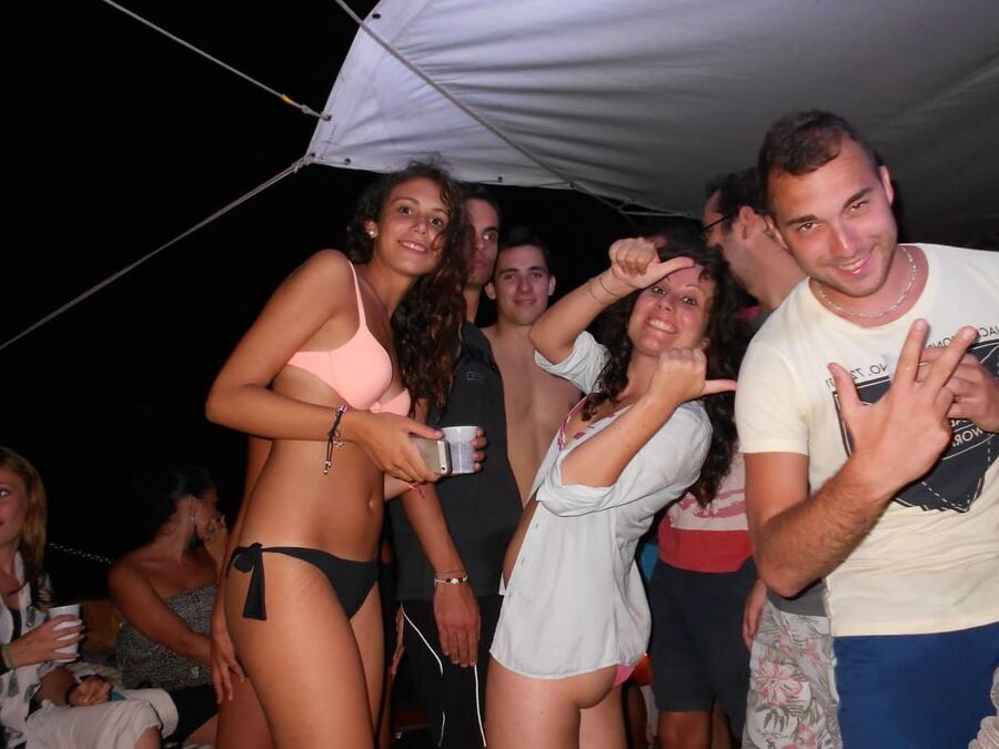 Sexy vacations (candids)