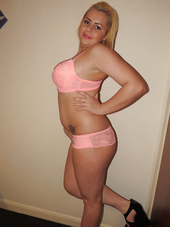 Sexy big tit slut