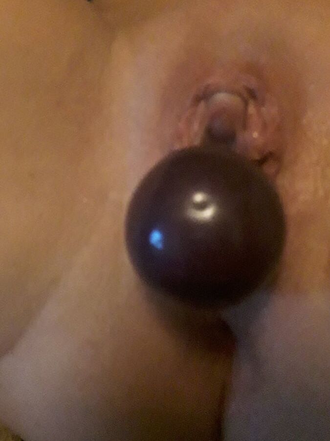 Fem sub Sarah