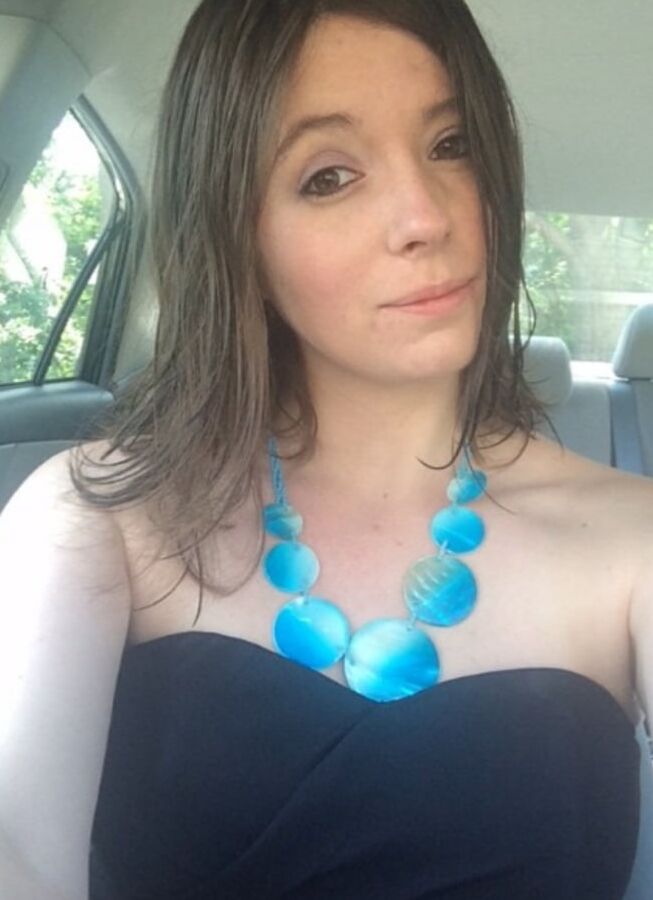 Snobby white girl for cumments