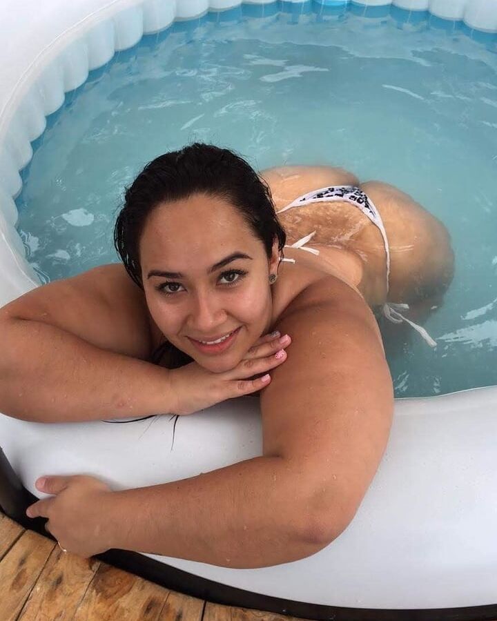 Coroa tezuda (boobs milf)