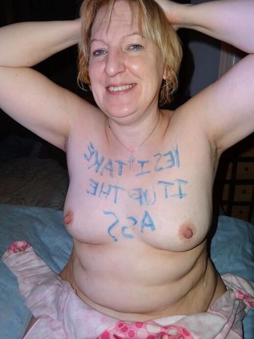 Anal pig mom wants more!!