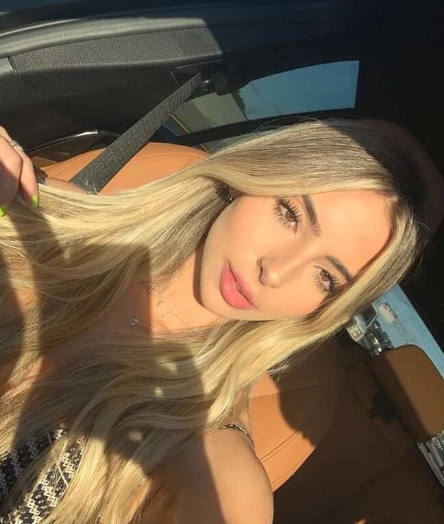 BRUNA DIAS LOIRA BARBIE TOP TESUDA