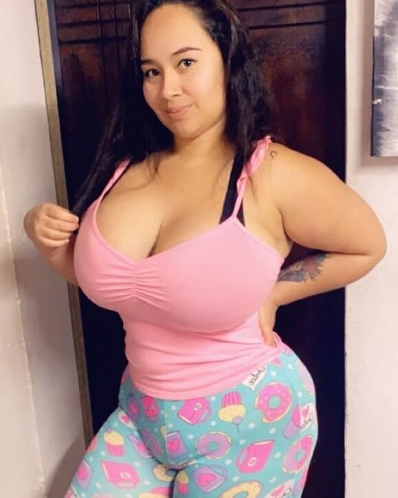 Coroa tezuda (boobs milf)