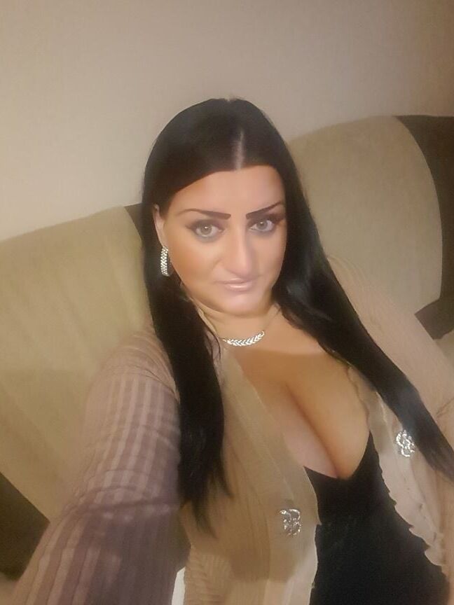 Oana milf romanian