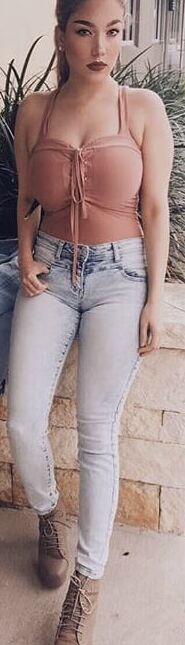 Sexy Latina Adriana