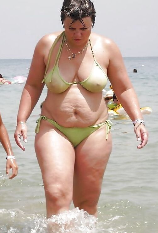 Moms out in the Sun