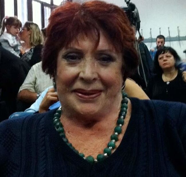My real Bisexual granny aunt (she&;s my mother&;s sister)