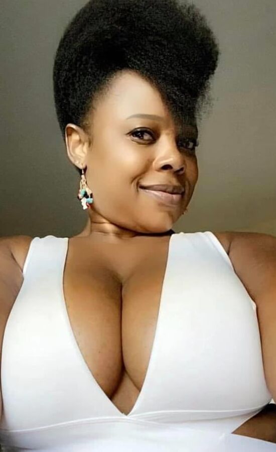 Sexy Ebony Mature milf