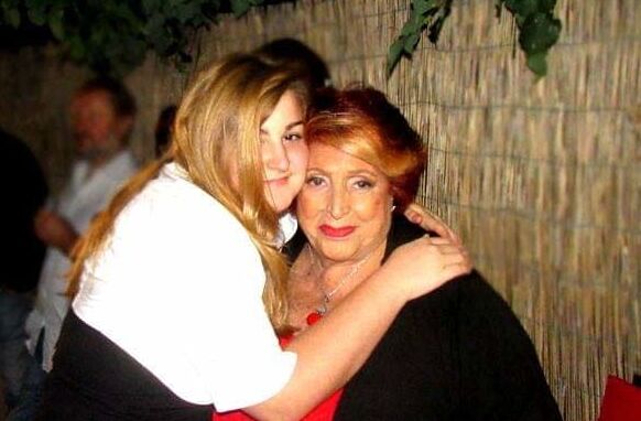 My real Bisexual granny aunt (she&;s my mother&;s sister)