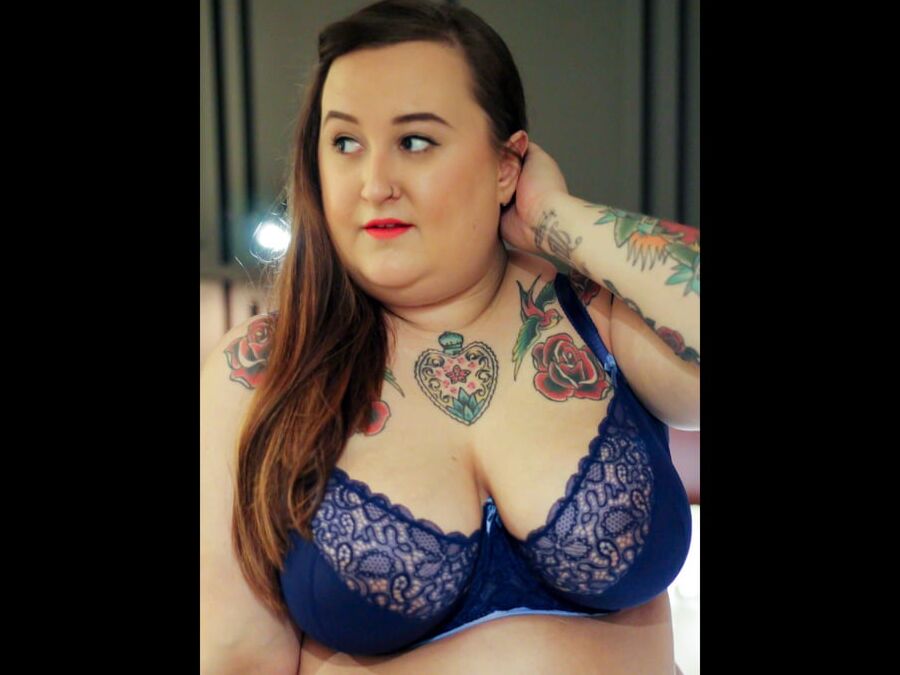 Gorgeous girl ??