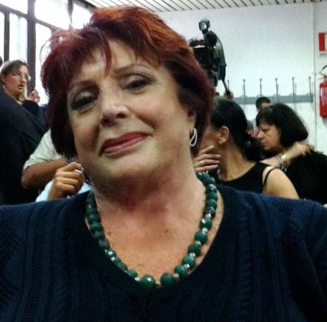 My real Bisexual granny aunt (she&;s my mother&;s sister)