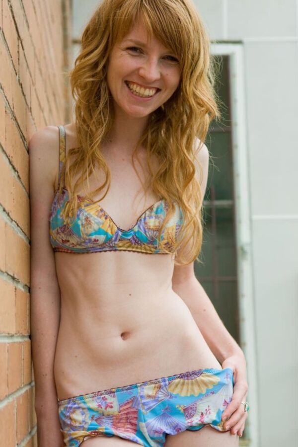 Natural body beauty deserves cum