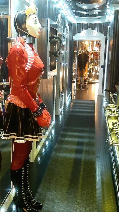 Licky Velvets Slavescollection
