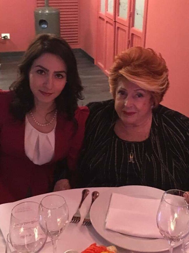 My real Bisexual granny aunt (she&;s my mother&;s sister)