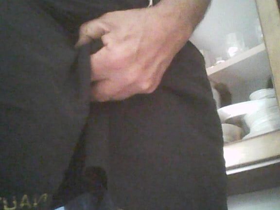 La mattina ha l&;oro in bocca.... io vorrei un bel cazzone!!