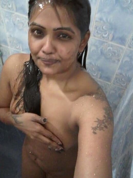 PROSTITUTE NAKED