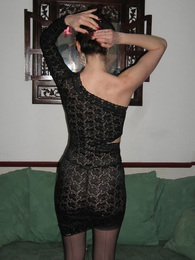 French Swinger Slut Goes Dogging