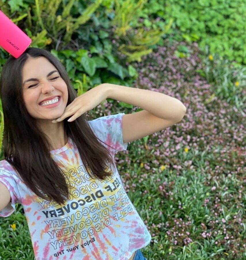 victoria justice social media