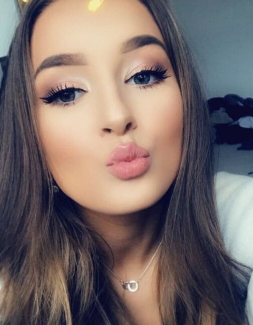 UK slut Maisie