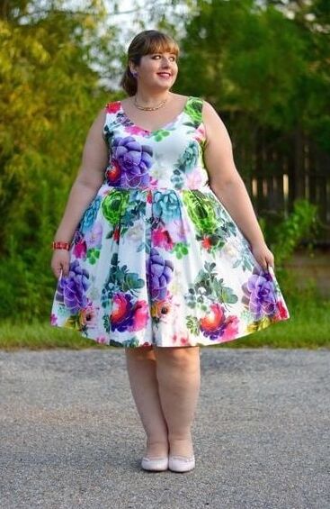 Cute BBWs and fat girls wearing ballet flat shoes