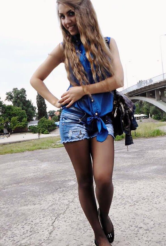 PANTYHOSE AMATEURS