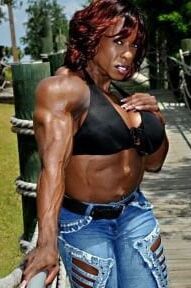 Black Beauty! Yvette Oiled Muscles Are So Sexy!