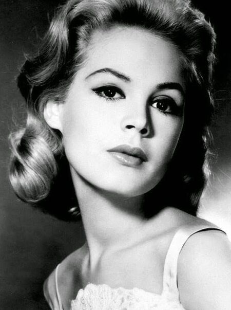 Sandra Dee