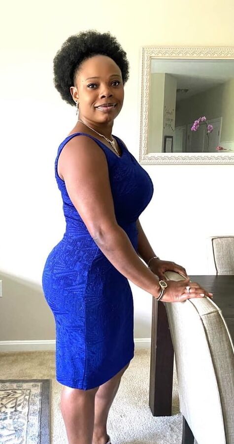 Sexy Ebony Mature milf