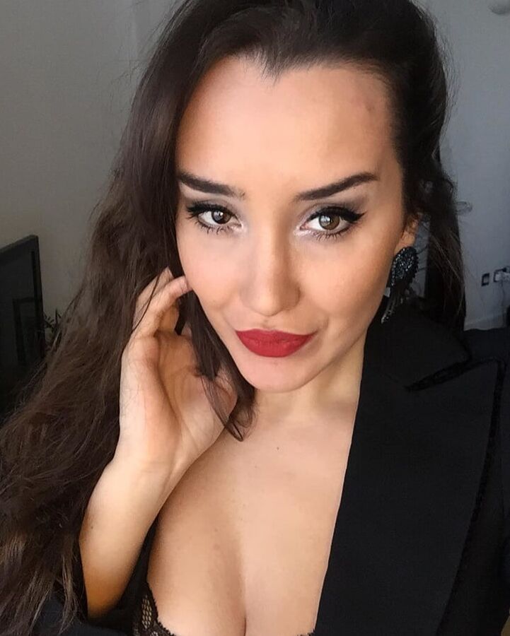 Sexy Turkish Raya