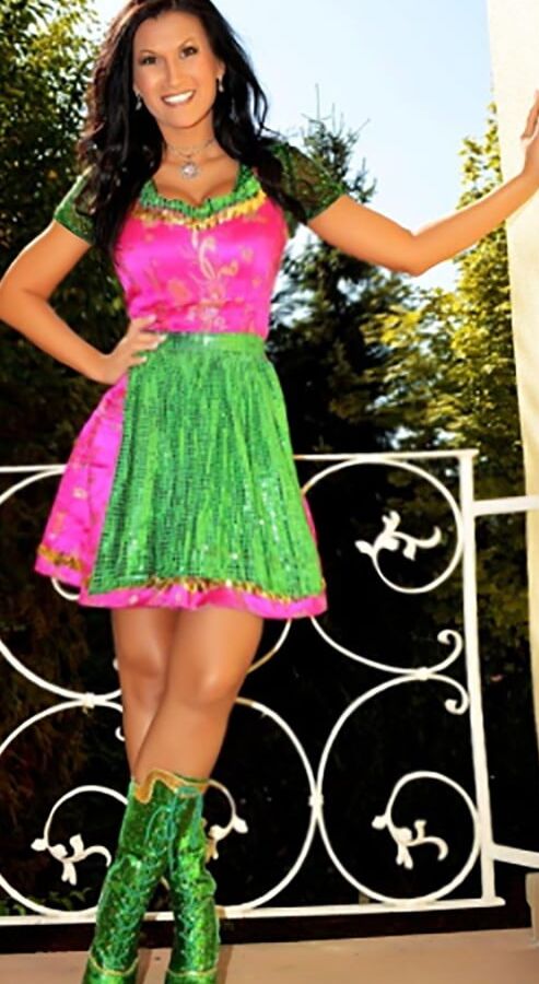 Celebs in Plateau Boots