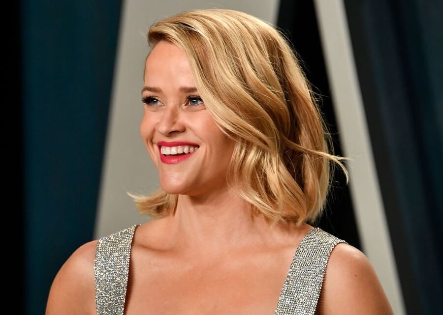 Sexy MILF Reese - VF Oscars Party &;