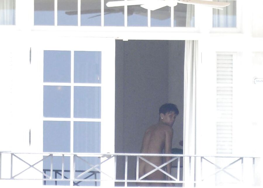Naked and not naked ass!